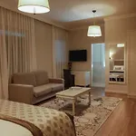 Amfiteatri Boutique