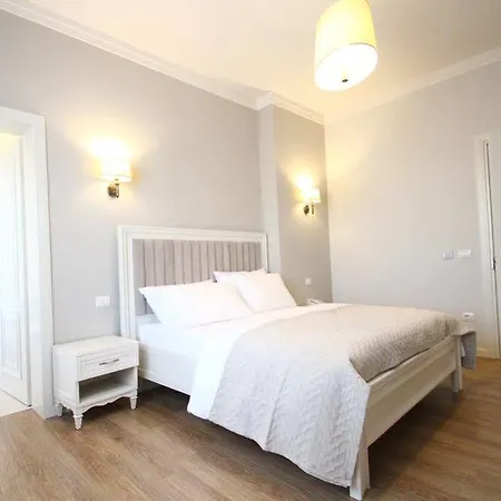Amfiteatri Boutique מלון 4*