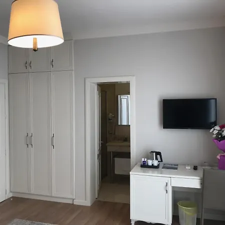 Amfiteatri Boutique 4*