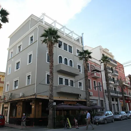Amfiteatri Boutique דורס