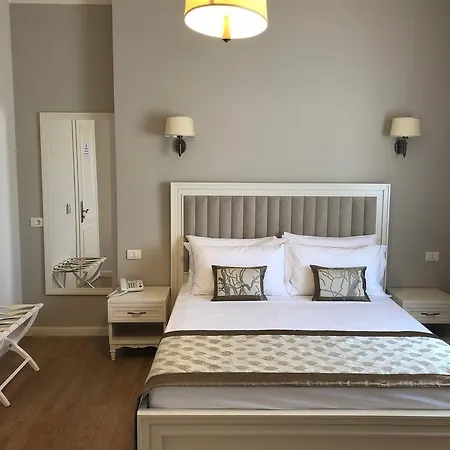 Amfiteatri Boutique 4*