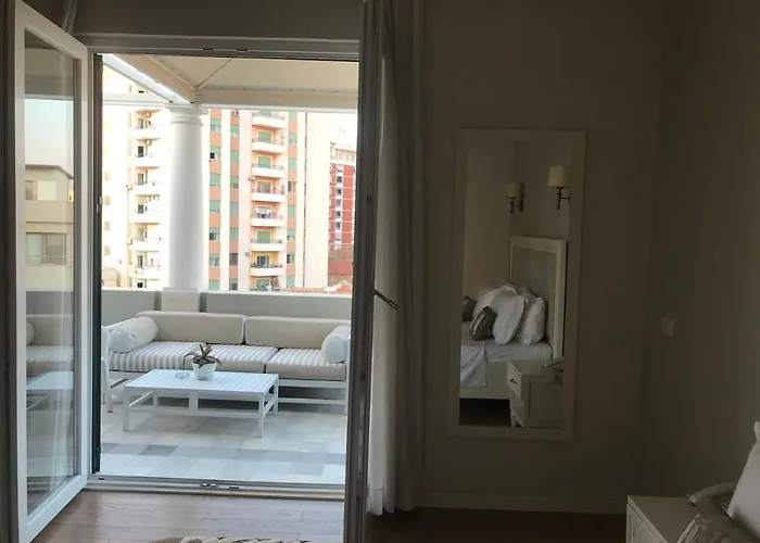 Hotel Amfiteatri Boutique 4*