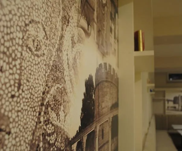 Amfiteatri Boutique Hotel