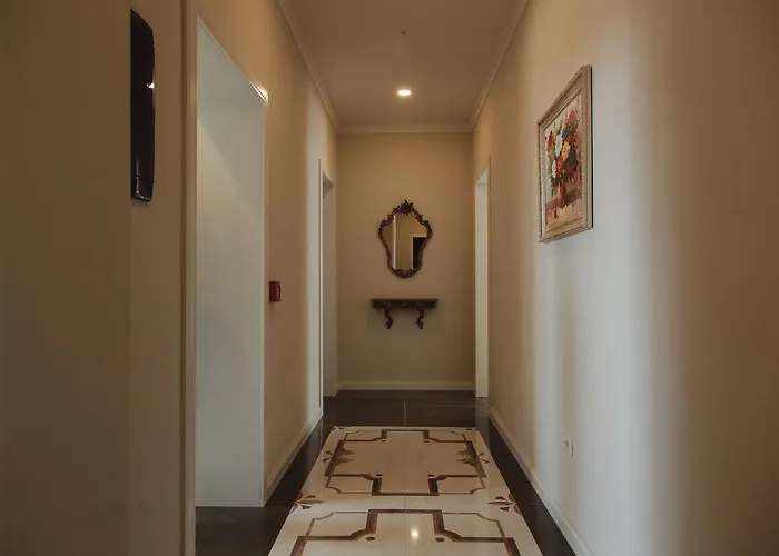 Hotel Amfiteatri Boutique 4*