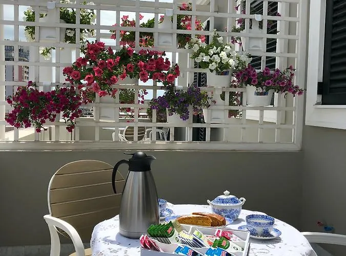 Hotel Amfiteatri Boutique 4*