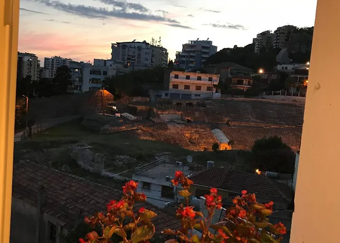 Hotel Amfiteatri Boutique 4*